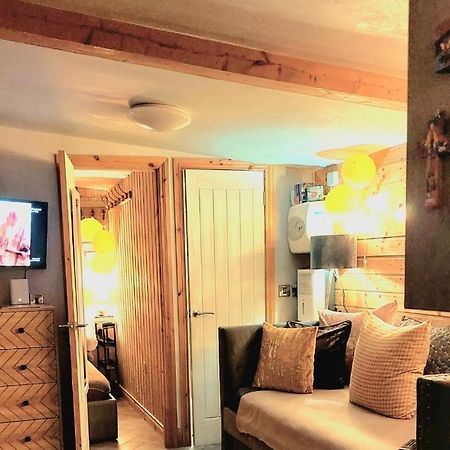 Therapy Lodge บัลลีคาสเซิล ภายนอก รูปภาพ