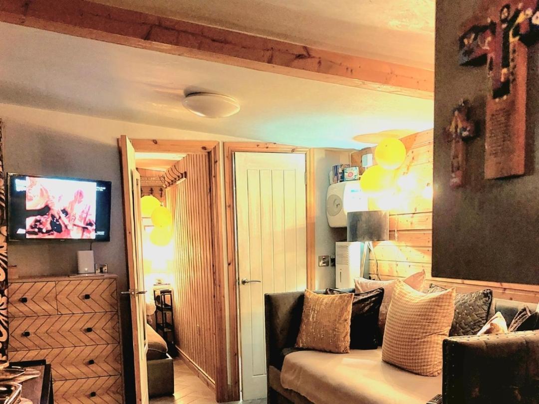 Therapy Lodge บัลลีคาสเซิล ภายนอก รูปภาพ